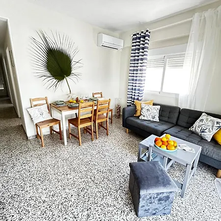 Eva A 200 M Del Mar, Parking! Apartamento Playa de Gandía